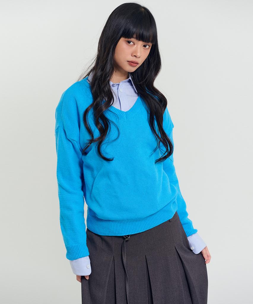 RAVEROUS Spring V-Neck Knit
