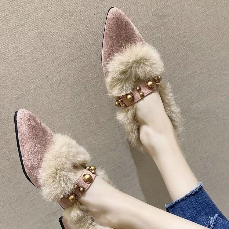 Coarse heel outer wear daily Mao Mao shoes small fragrant style versatile Korean version of the year pointed single shoes one pedal new