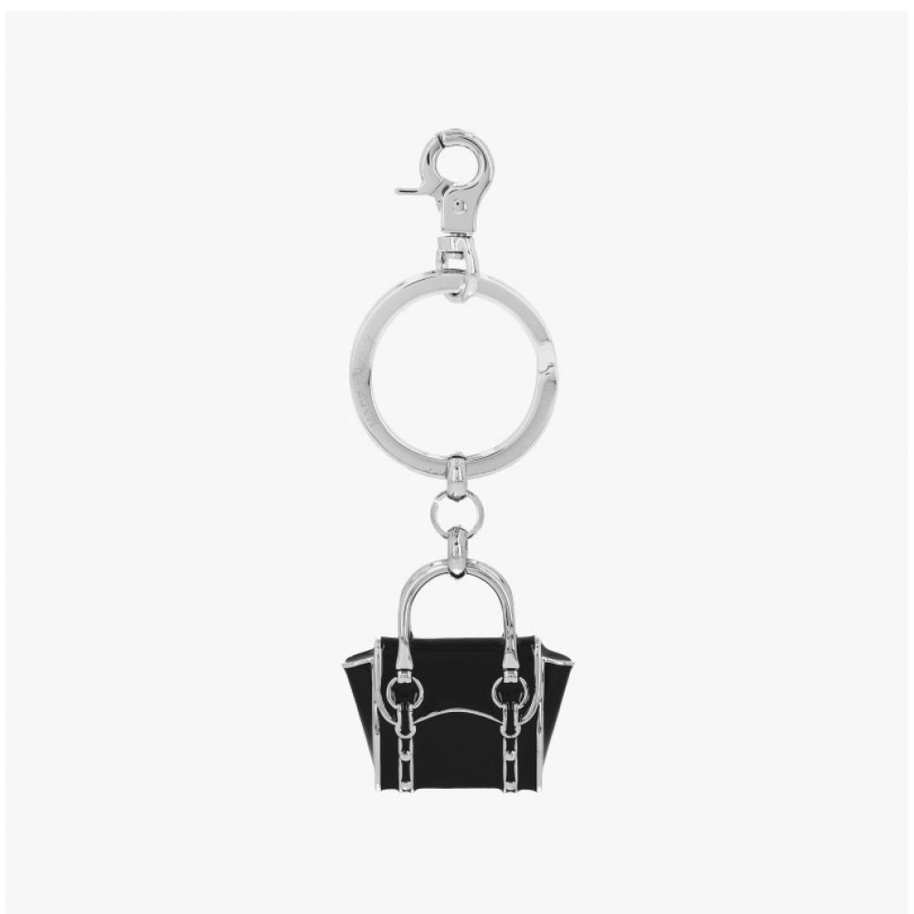 Vivienne Westwood Betty Orb Logo Charm Keyring 82120008w Om000q O101