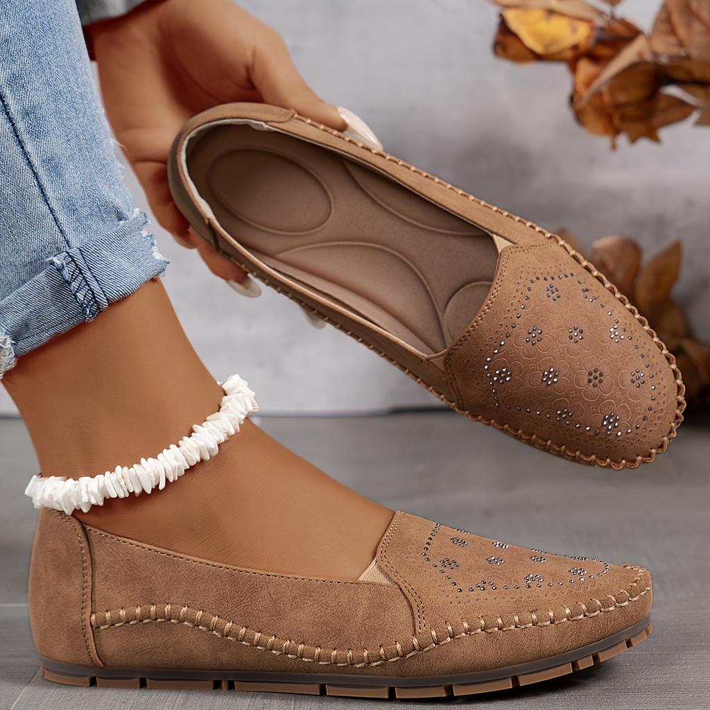 Vintage Floral Pattern Lightweight Crystal Embellished Women's Slip-On Loafers, with Soft Stitching, TPR Sole and Fabric Insole - Polyurethane Upper