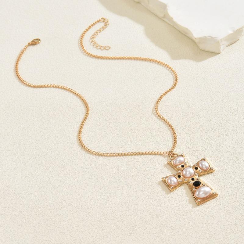 Imitation Pearl Metal Cross Pendant Punk Style Niche Necklace Women's High Sense Collarbone Chain
