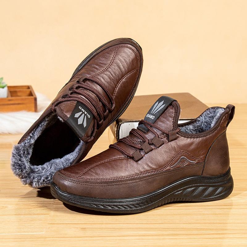 Fleece and Thickened Cotton Boots, Men's Cloth Shoes, Men's Soft-soled Anti-slip and Warm Shoes