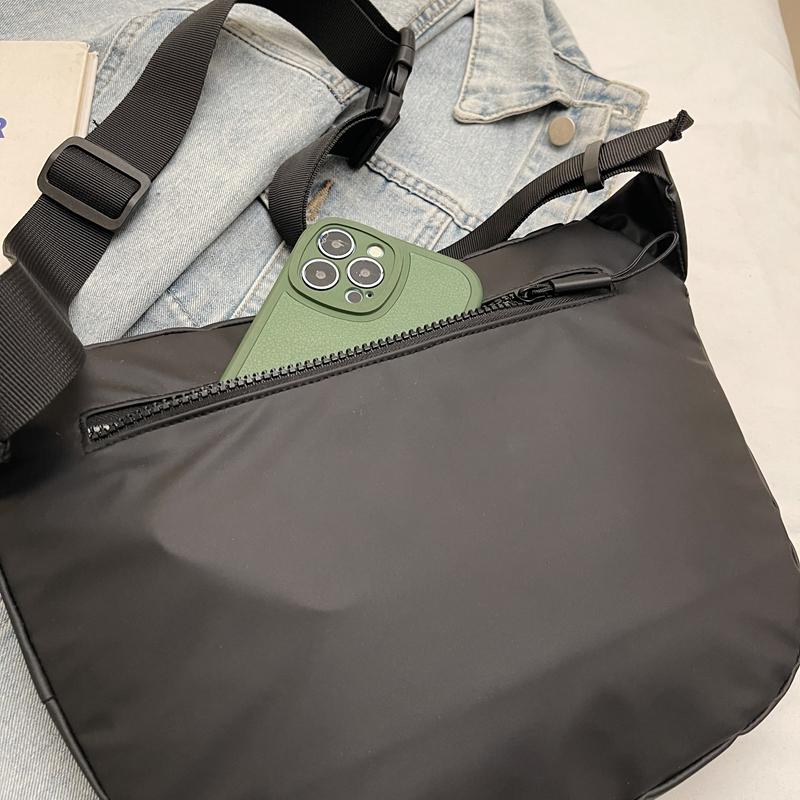 Black Waterproof PU Chest Bag Outdoor Cycling Bag Men Women Crossbody Mobile Phone Bag