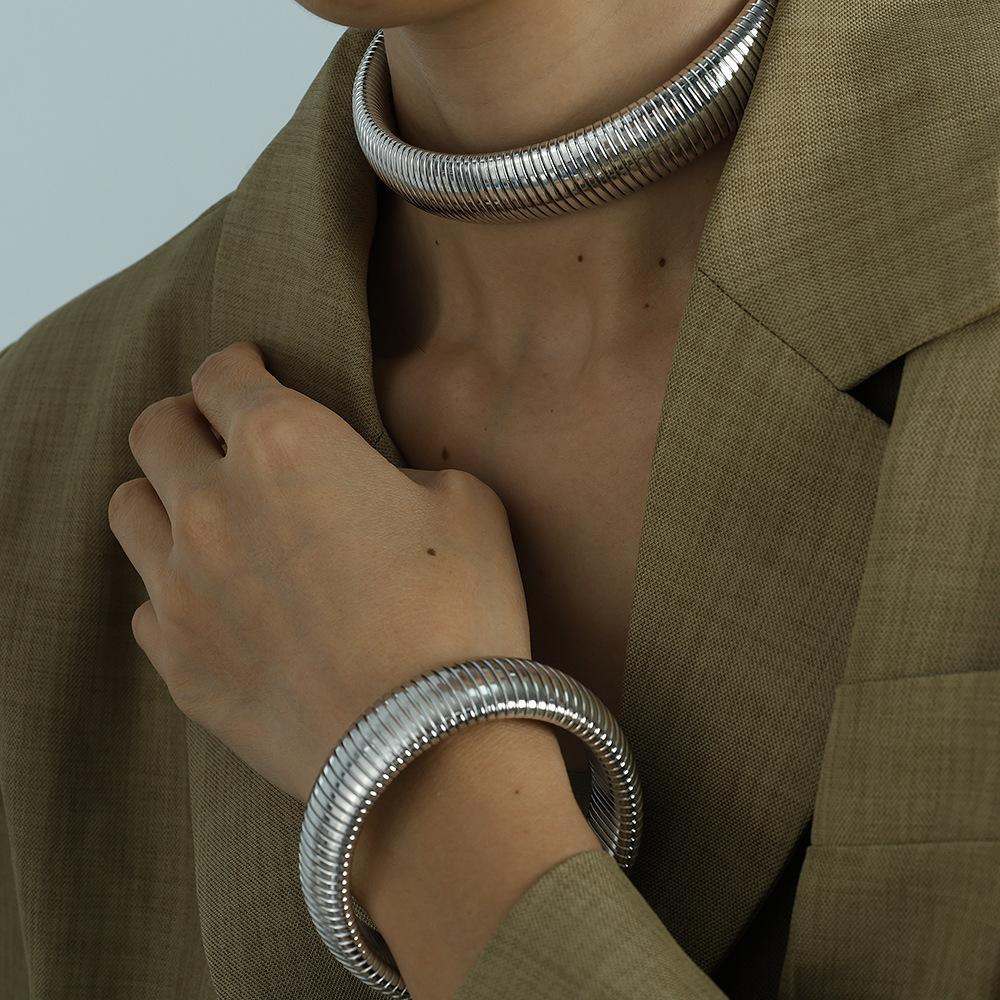 20Mm European and American Exaggerated Retro Thread Elastic Bracelet Necklace Set Personalized Trendy Titanium Steel Design Accessories