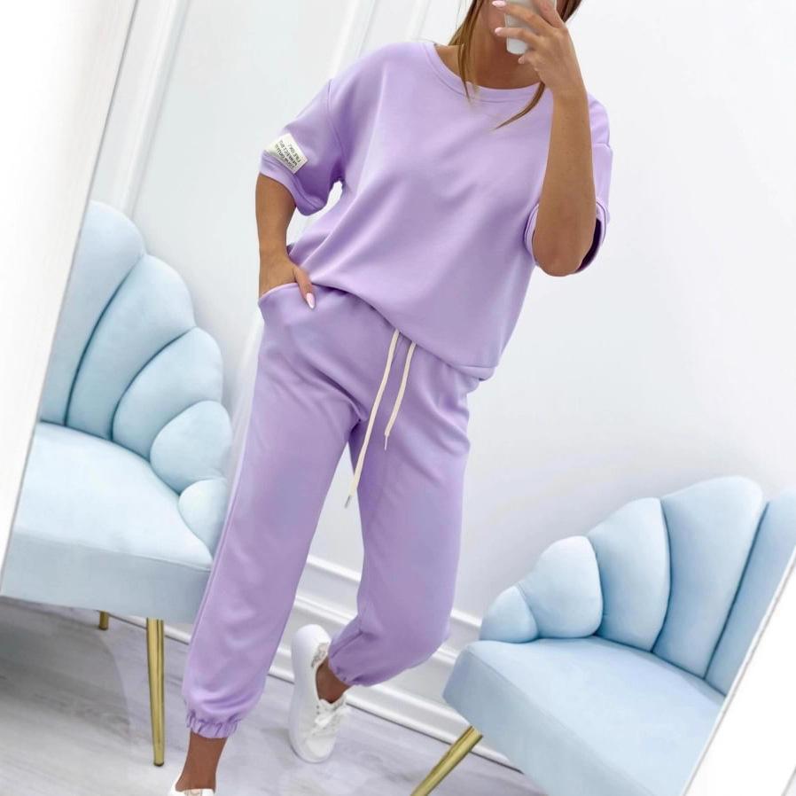 Ensemble décontracté pour femme à manches courtes et pantalon à cordon de serrage dans des couleurs douces (Beige, Rose, Jaune, Gris, Violet)