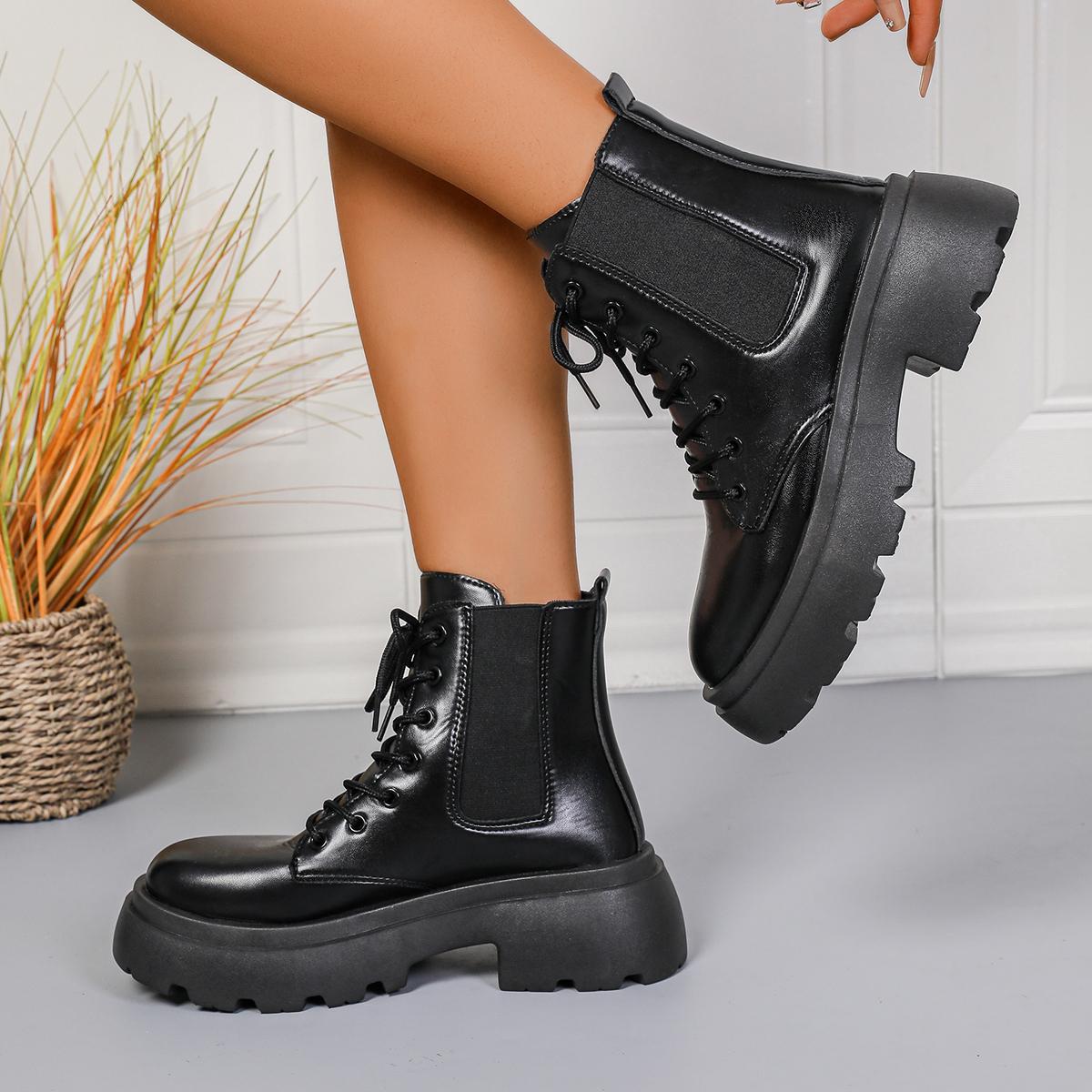 

Early autumn new straight thin black thick-soled front lace-up Martin literary and retro large-size short 35 чёрный