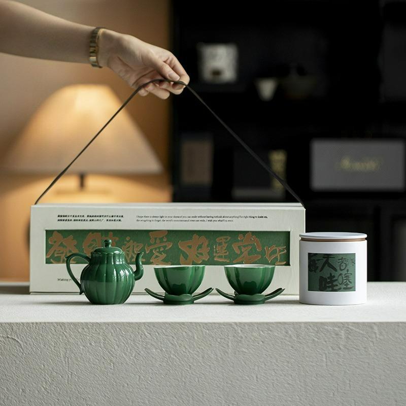 

New Chinese Style Tea Set Gift Box Handmade Ceramic Teapot Cup Tea Canister Complete Kung Fu Tea Ceremony Set Souvenir Present 200ml