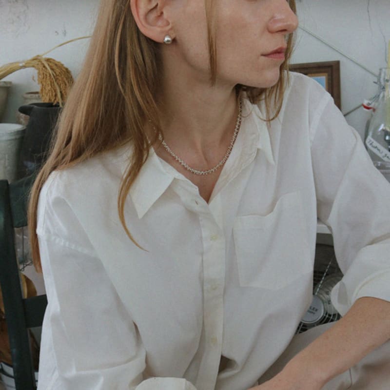 STUDIO LEIGH SHELINE EARRING