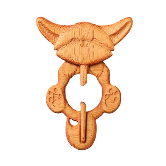 Wooden Animal Brooch Cute Dog Cat Sweater Pin Handcrafted Bird Rabbit Bear Turtle Scarf Brooch Pin for Sweaters Scarves Shawls