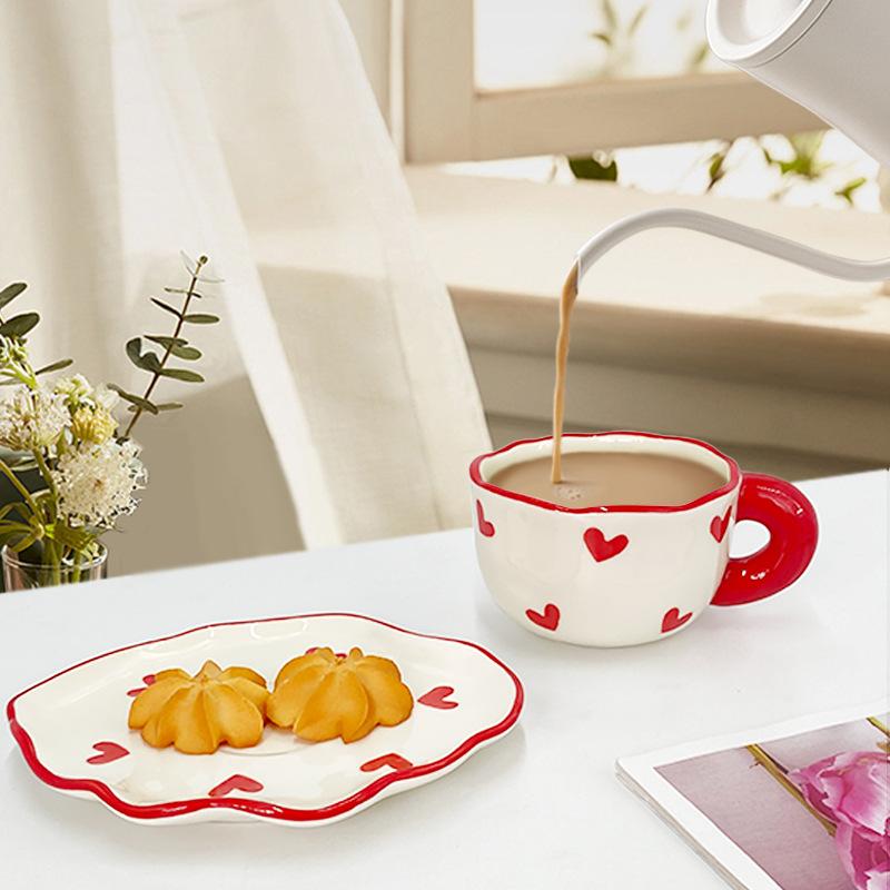 350ml Hand-painted Red Heart Ceramic Coffee Cup Dish Set High Beauty Large Capacity Latte Flower Cup Plate Creative Water Cup