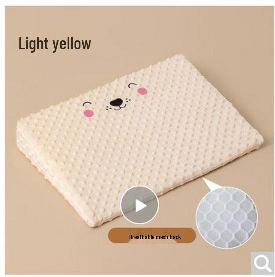 

Подушка для кормления новорожденных от срыгивания: Наклон для кормления грудью в положении на боку, с защитой от проливания. 50x34x6 светло-желтого