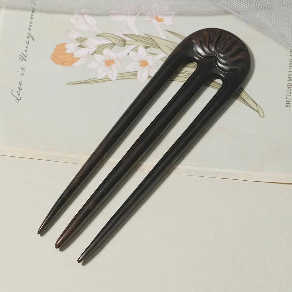 Chinese Retro Sandalwood Carved Hairpin - Classic & Versatile Hair Accessory