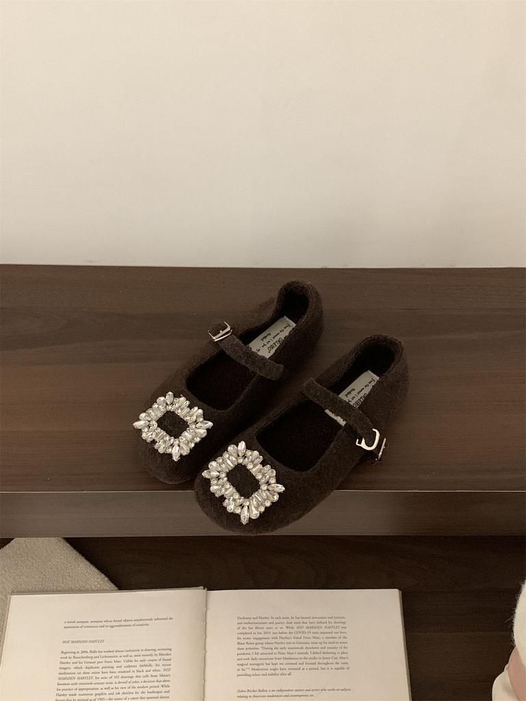 French retro flat-bottomed rhinestone single shoes women's spring new Korean version temperament late evening breeze fairy low-heeled Mary Jane shoes
