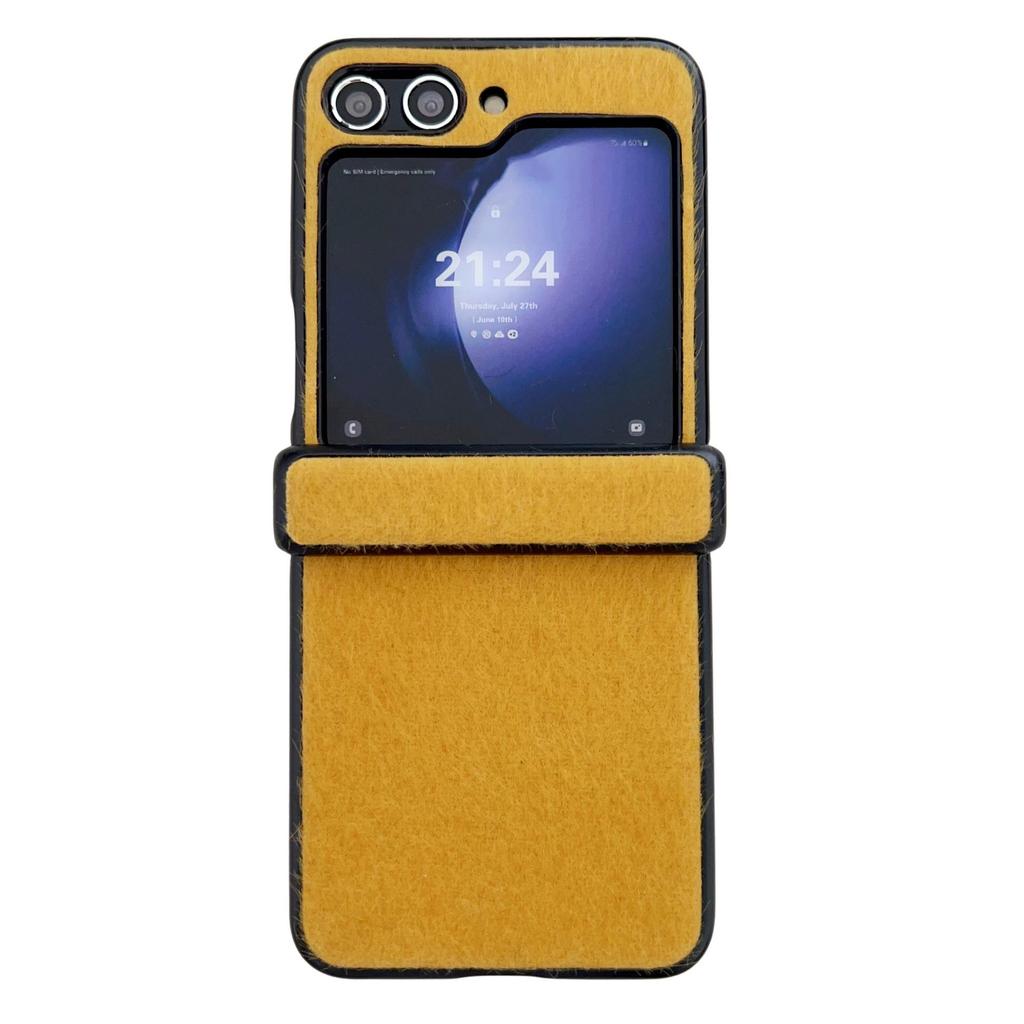 Samsung Z Flip 3/4/5/6/7 Mink Plush Three-Section Case