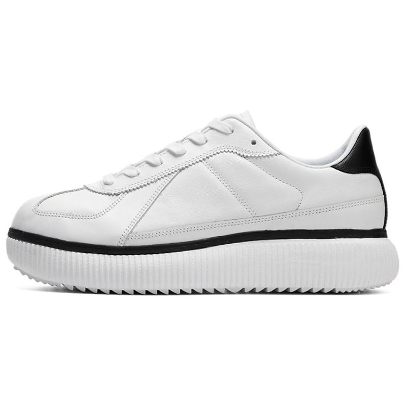 

Onitsuka Tiger Delecity White Black Sneakers 1183B873-101 37