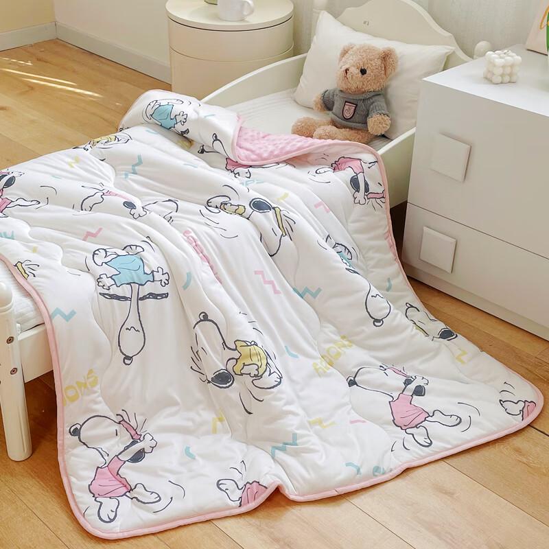 SNOOPY Winter Bean Blanket