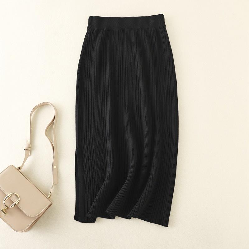 Qooth Knit Midi Skirt with Slit Stretchy Solid Color Pencil Skirt for Women QT2785