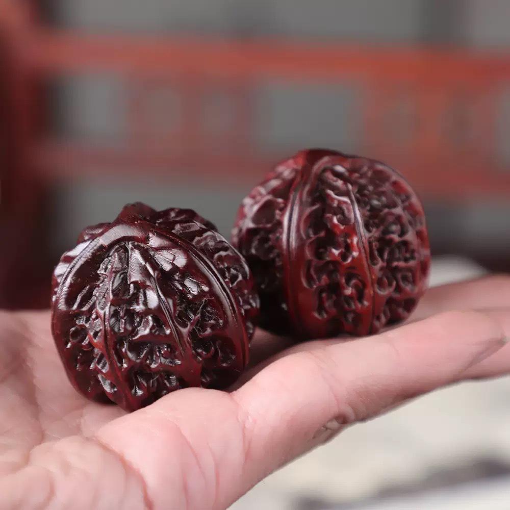 Sandalwood Pixiu Handheld Carved Pendant Ornament - Douyin Craft Gift