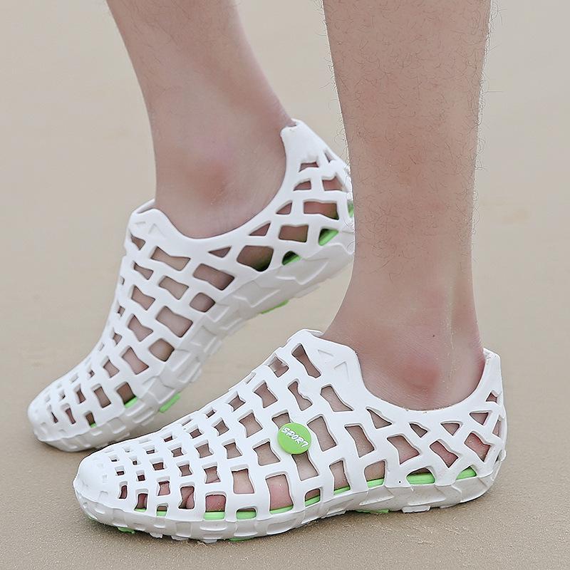Hole Shoes Men'S Trend Outdoor Non-Slip Breathable Internet Celebrity Sandals Sports Wading Beach Shoes Men