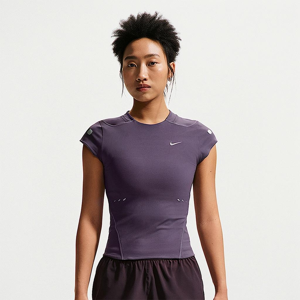 Nike Dri-FIT ADV Swift Reflective Lightweight Running T-Shirt Women Tops IR7590-573