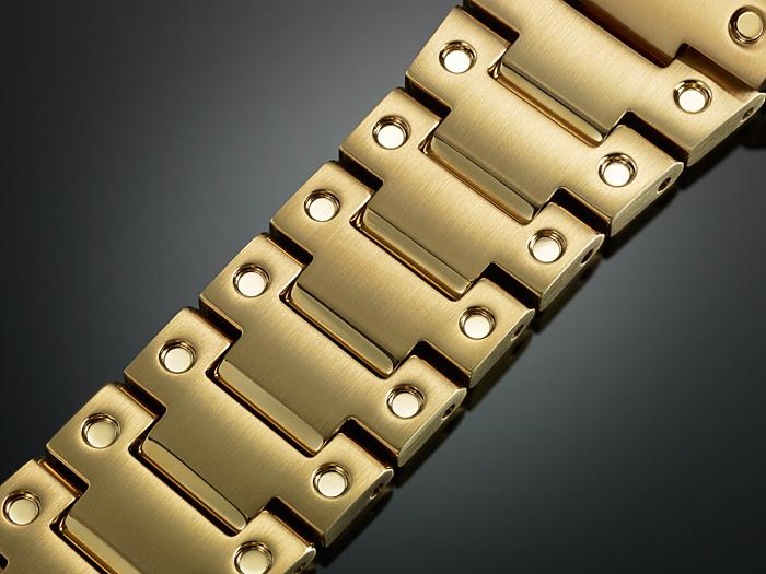 Casio Montre Numérique à Quartz pour Homme en Acier Inoxydable Résistante à l'Eau 200M et aux Chocs GMW-B5000GD-9