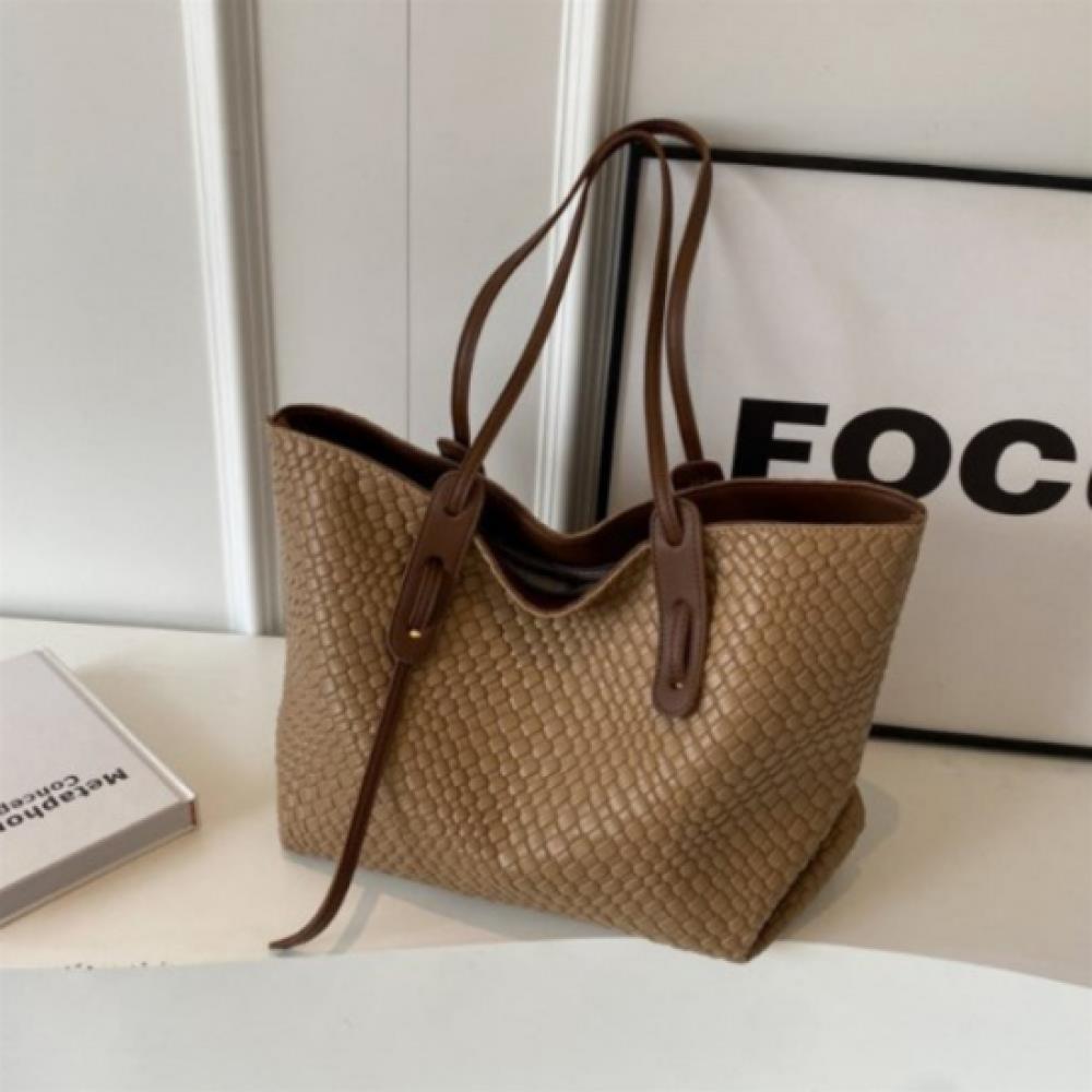 New Arrivals Open Run Women Big Size Zipper Shoulder Bag