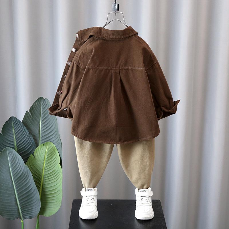 

Мода для мальчиков 2025 Весенне-осенний комплект-тройка: Стильная рубашка, Крутые брюки, Шикарная верхняя одежда 150cm