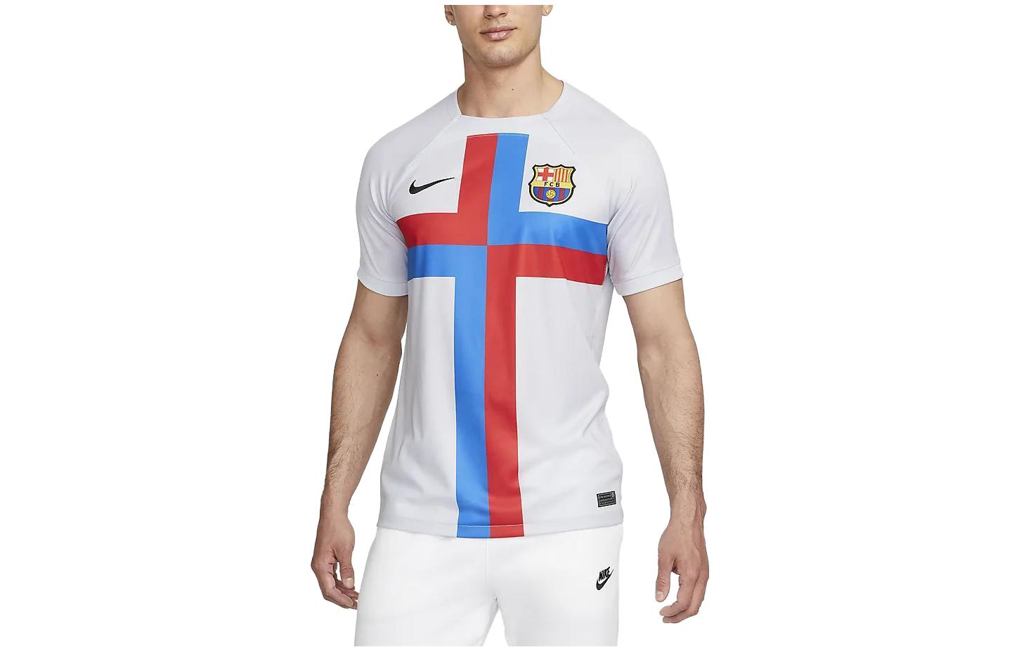 

Nike T Shirts Men s White Crew Neck Moderate Straight Fit DN2713-043 XL