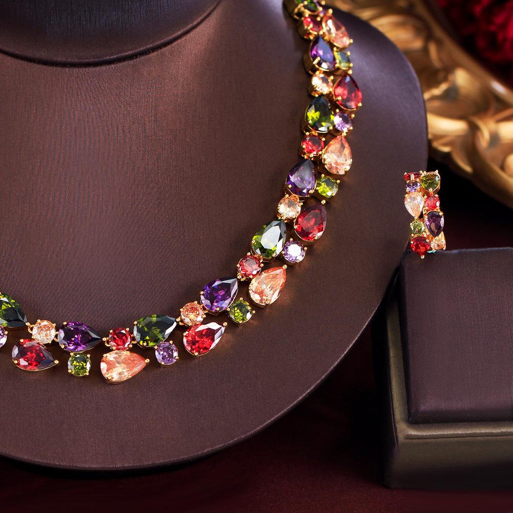 Luxury Zircon Water Drop Mona Lisa Set Chain Banquet Dress Colored Water Drop Earrings Necklace Set
