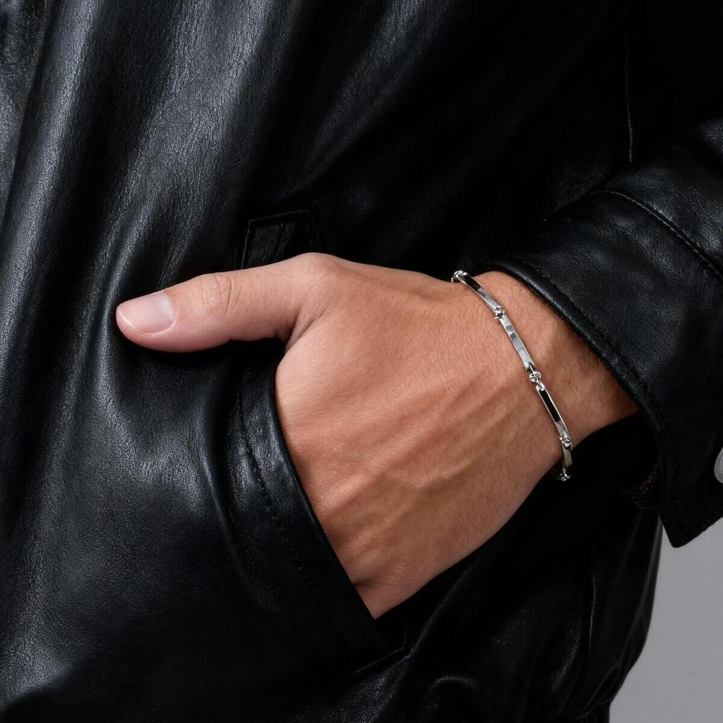 Mobius Couple Bracelet for Men Women,Silver Color Adjustable Chain Wristband,Valentine's Day Anniversary Gifts