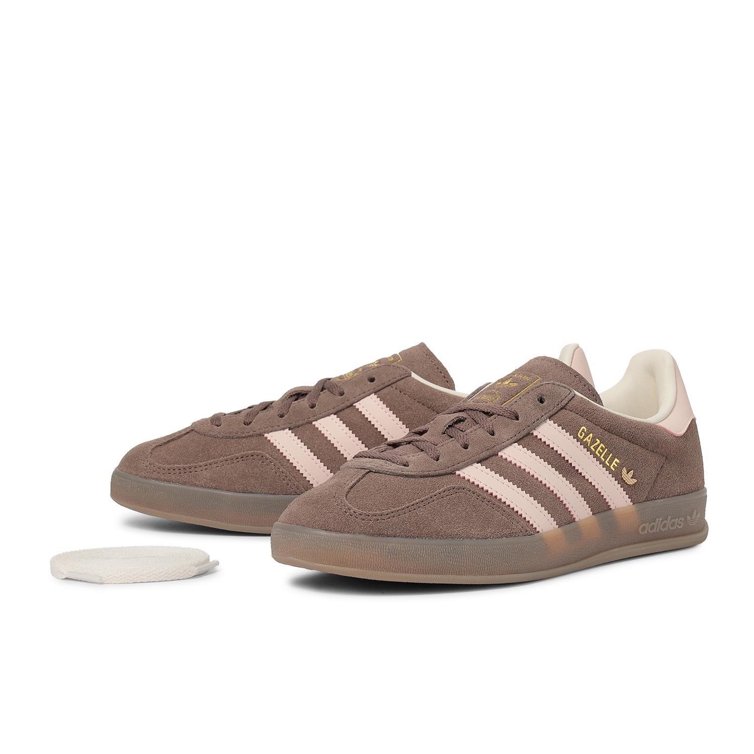 JR2431 adidas Gazelle Indoor Earth Strata (Women s) 10W