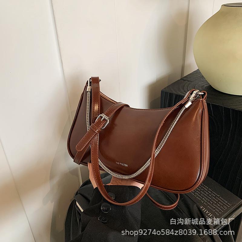This year's popular niche retro chain underarm bag women's 2025 new versatile casual fashion shoulder messenger bag