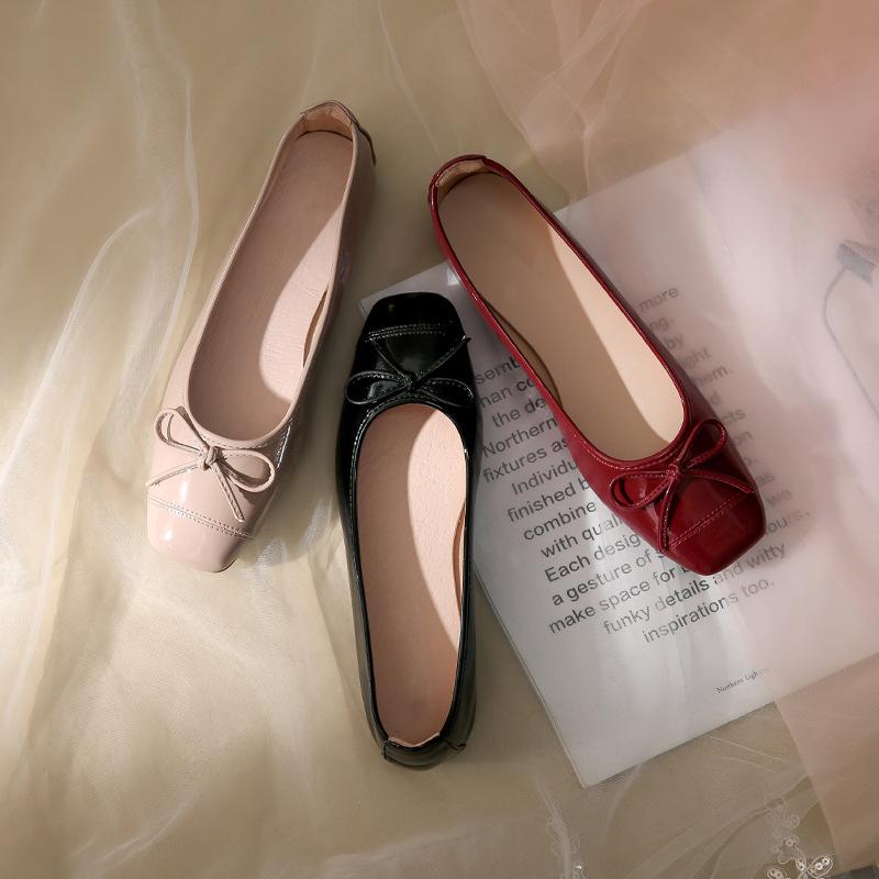 Autumn Flat Bottom Square Head Single Shoes Women'S Shallow Mouth Flat Heel Soft Sole Bow Grandma Shoes Fairy Style With New Chinese Doudou Shoes