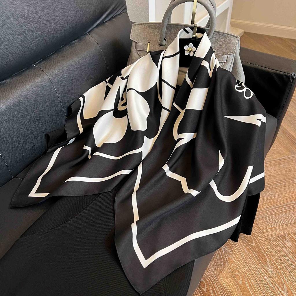 New 91 square scarf silk scarf female alphabet printing four seasons fashion landscape painting retro printing square scarf versatile
