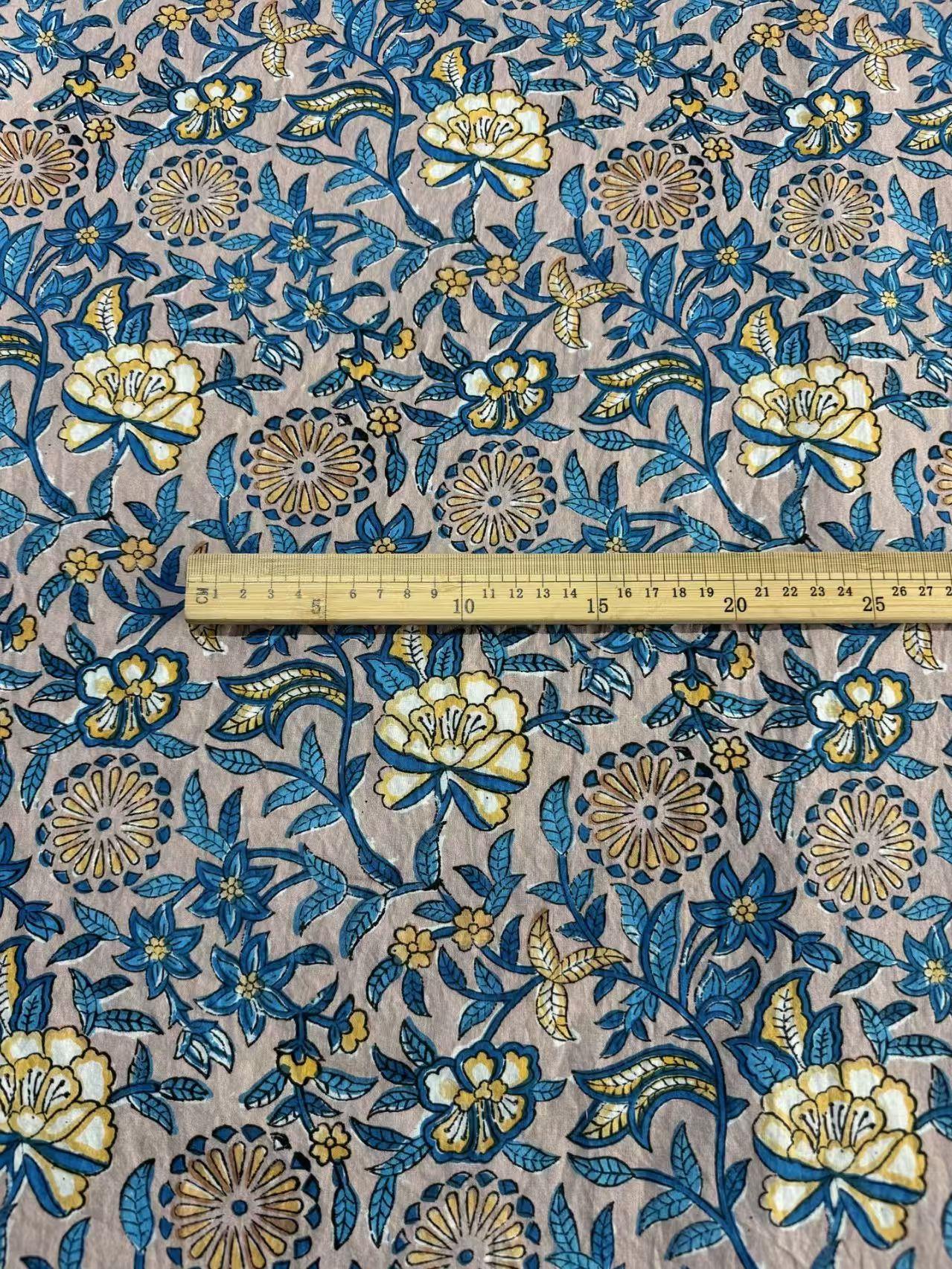 Flower Block Printed Cotton Fabric Light Weight for Summer Shirts