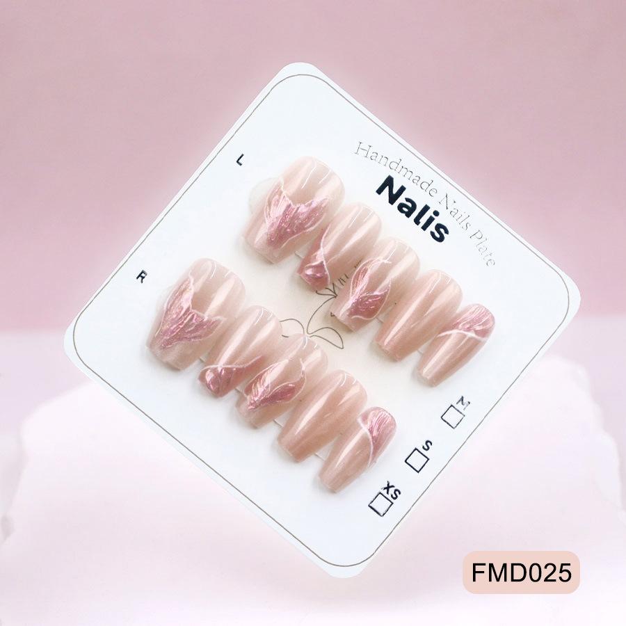 Cat's Eye Model, Beautiful Temperament, Little Fairy, Royal Sister Style Nail Art, High-end Niche 10 Pieces, Sub-size Wearing Nail
