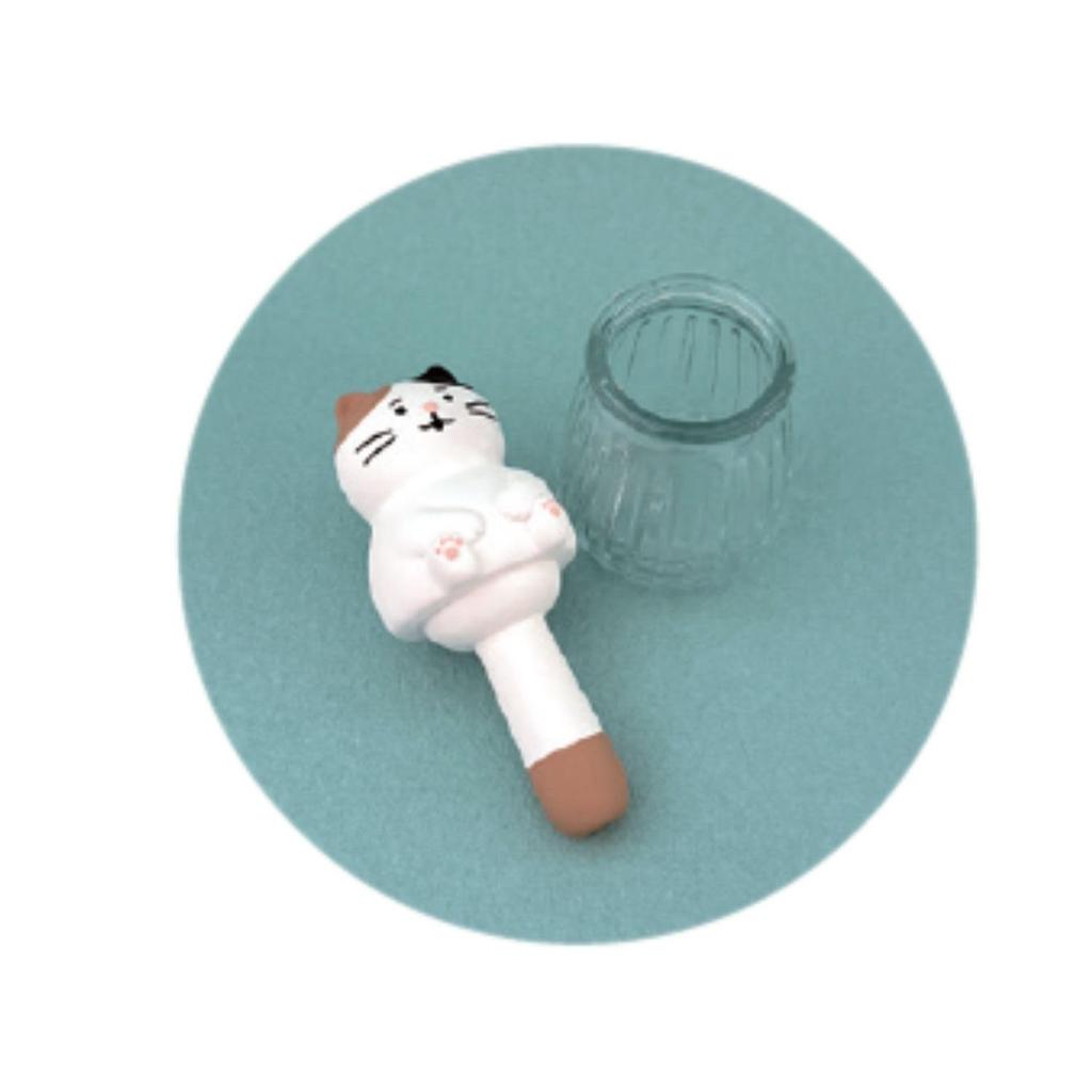 Decor Corporation Moisturizing Mascot, Butt-Snuggling Cat, Size: Approx. W4.3 D4.3 H7 AG-29961