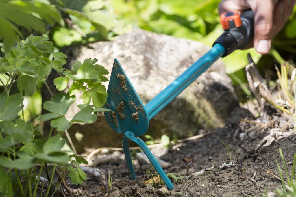 GARDENA Hand Two Combi 6cm Product Up To 25 Years Hoe, Heart-Shaped, Claws, System, Turquoise, Wide, 8911-20, Warranty
