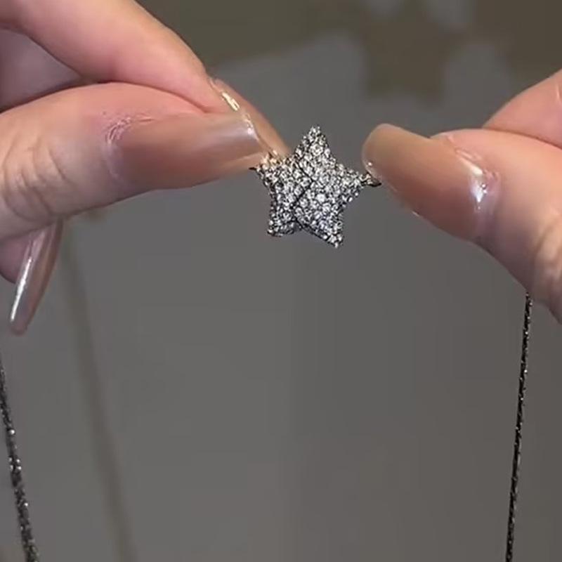 2023 Sparkling Diamond Star Snake Chain Necklace: French Light Luxury & Trendy Women's Fashion Accessory