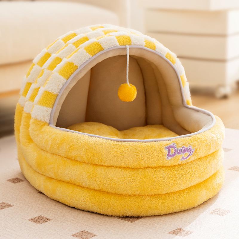 Checkered Cozy Cat and Dog Bed: Warm, Semi-Enclosed, Rocking Nest for Autumn/Winter