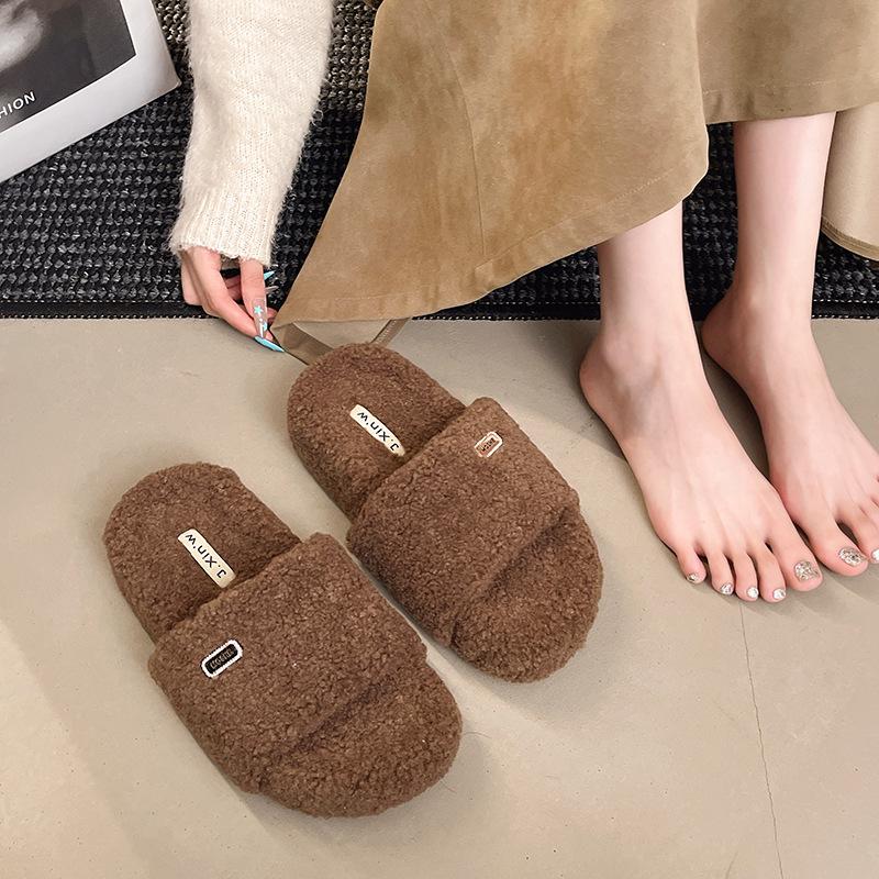 

Mao Mao slippers women s wear 2025 autumn and winter new Korean version of fashion trendy shoes, fluffy thickened home platform slippers 40 темно-коричневого