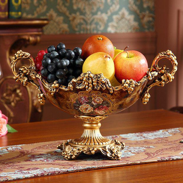 European and American Decorative Set: Fruit Bowl, Tissue Box, Ashtray, and Figurines for Living Room Coffee Table.