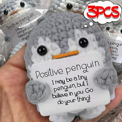 Pingouin Énergie Positive Câlin Poche Mini Peluche Faite Main Laine Tricotée Poupée avec Carte Cadeaux d'Anniversaire Drôles Décoration de Chambre Maison