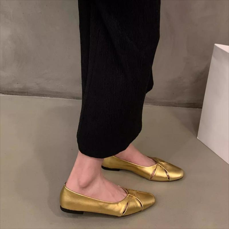 Women's Flat Shoes Spring New Square Head Shallow Hollow Soft Sole Anti-slip Wear-resistant Single Shoes