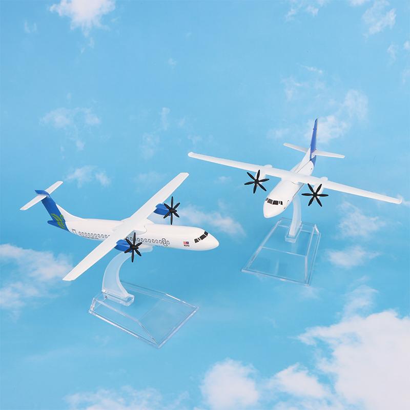 1Pc 16Cm Fk50 Atr Plane Airplane Model Aircraft Model Diecast Metal 1/400 Scale Planes Alloy Airplane Model Collection Gift Toy