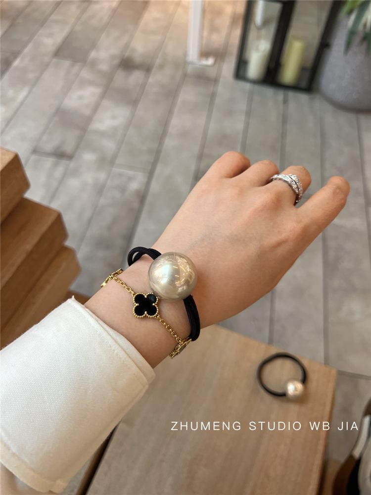 

Minimalist Pearl Hair Tie, Hair Band, Hair Band, Korean Headwear and Hair Accessory for Women