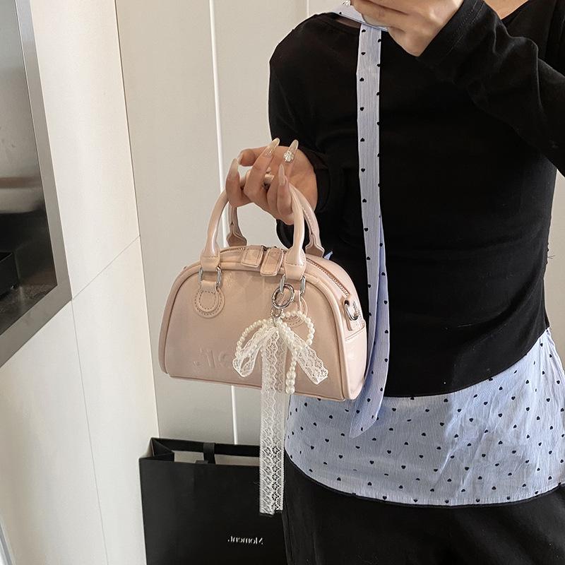 Premium niche bag women's spring and summer 2025 new fashion shoulder messenger bag casual Korean version portable pillow bag