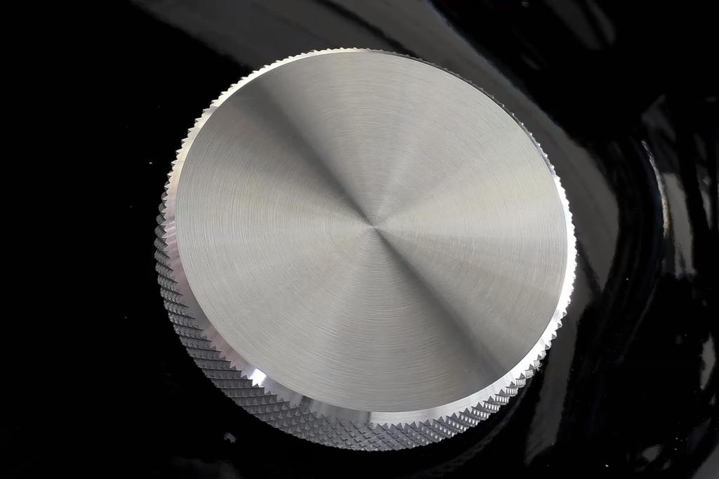 Motone Tank Cap T100 T120 Street Twin Street Scrambler Harley Sportster Dyna Iron Aluminum Satin Silver NXS010