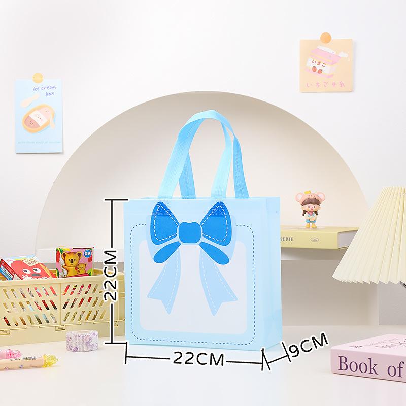Children's Day, primary school students, kindergarten, birthdays, portable snacks, stationery, souvenirs, non-woven gift bags