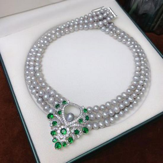 Zhuji Freshwater Pearl Necklace: Women s Versatile Multi-layer Design, Light Luxury Fashion Jewelry.